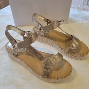 NWT Nine West Sandles